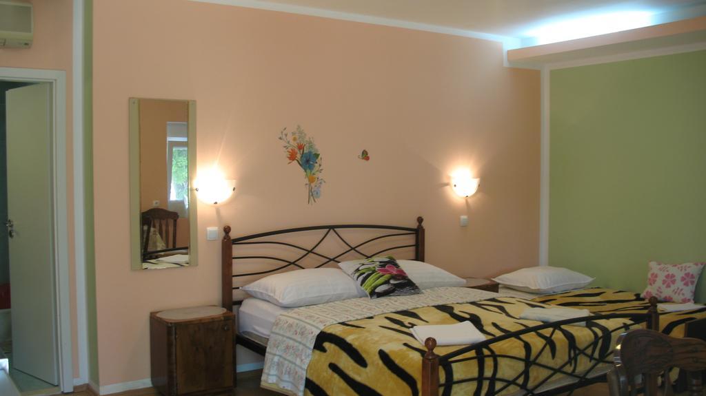 Kaja House Apartments Lozovac Esterno foto