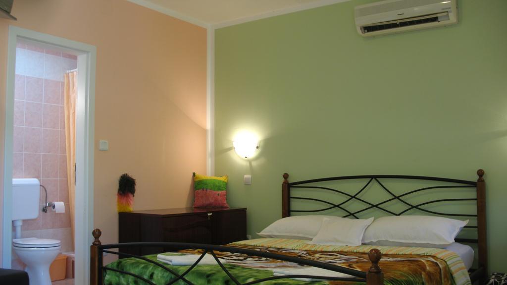 Kaja House Apartments Lozovac Esterno foto